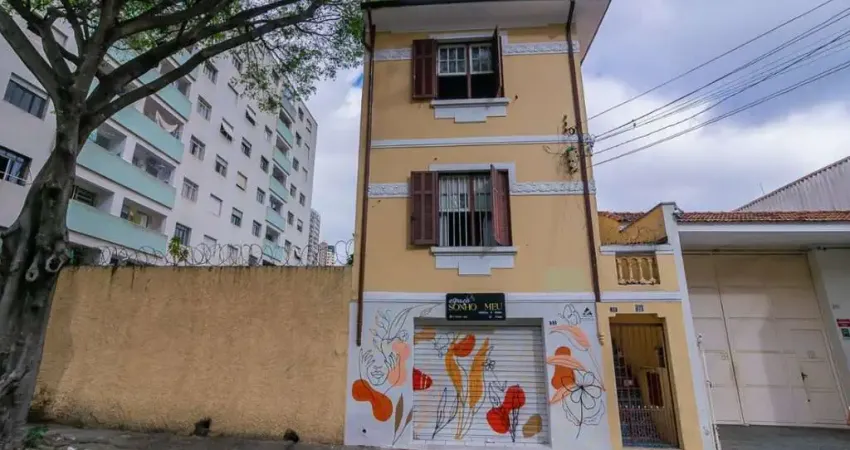 Casa com 4 quartos à venda na Rua Scuvero, 28, Cambuci, São Paulo