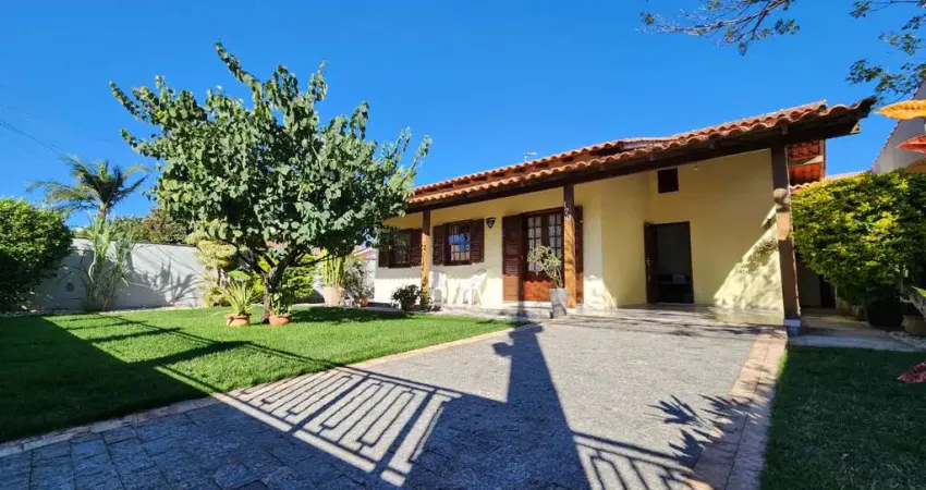 Casa para venda em Ingleses do Rio Vermelho com 3 quartos , 120m²