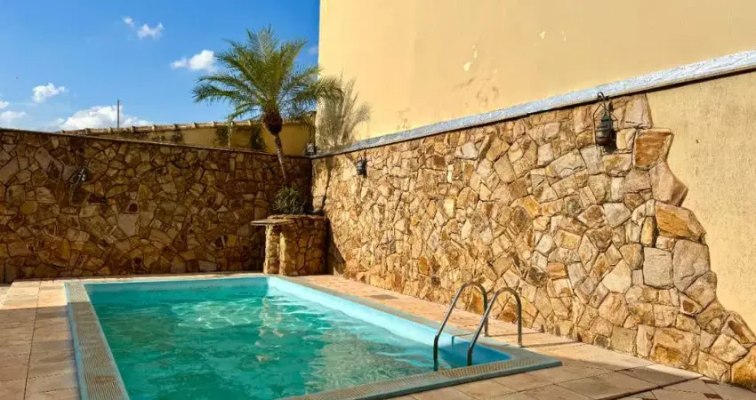 Casa para venda em Parque Residencial Lagoinha com 4 quartos, sendo 2 suítes , 220m²