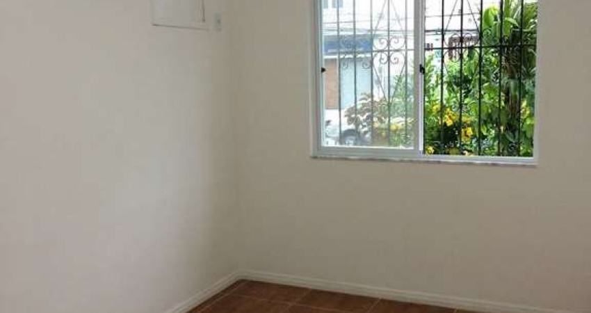 Apartamento com 2 quartos à venda na Rua das Rosas, 51, Vila Valqueire, Rio de Janeiro