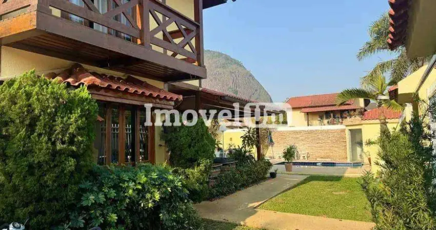 Casa em condomínio fechado com 4 quartos à venda na Rua Jornalista Luiz Eduardo Lobo, Vargem Pequena, Rio de Janeiro