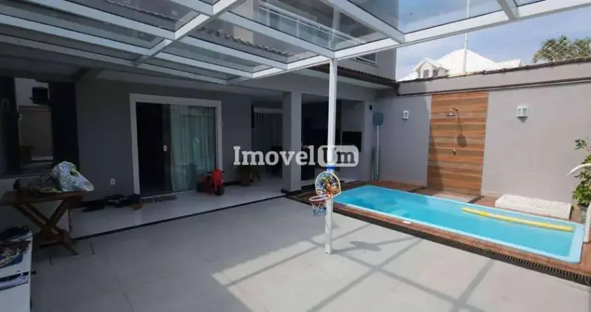 Casa em condomínio fechado com 3 quartos à venda na Rua Salomão Malina, Vargem Pequena, Rio de Janeiro