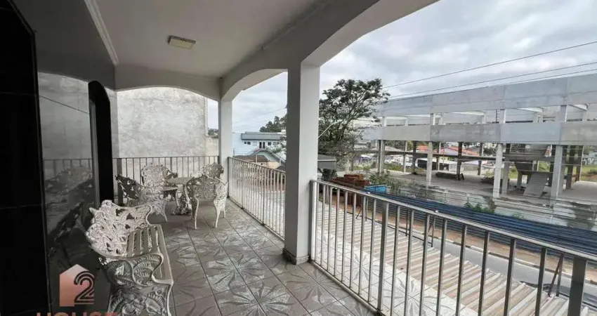 Casa com 4 dormitórios para alugar, 250 m² por R$ 4.500,00/mês - Centro - Arujá/SP