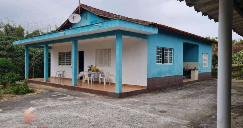 Casa com 3 dormitórios à venda, 150 m² por R$ 500.000 - Condomínio Mont Clair - Santa Isabel/SP