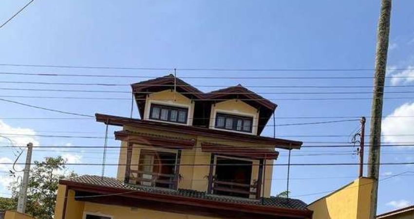 Casa com 3 dormitórios à venda, 315 m² por R$ 1.900.000 - Condomínio Arujazinho IV - Arujá/SP