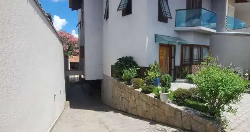 Casa com 3 dormitórios à venda, 164 m² por r$ 1.300.000 - nova arujá - arujá/sp