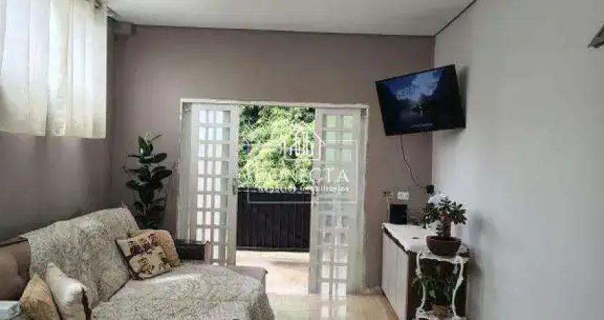 Sobrado à venda no bairro jardim das palmeiras, 3 dormitórios, 1 suíte, 3 vagas