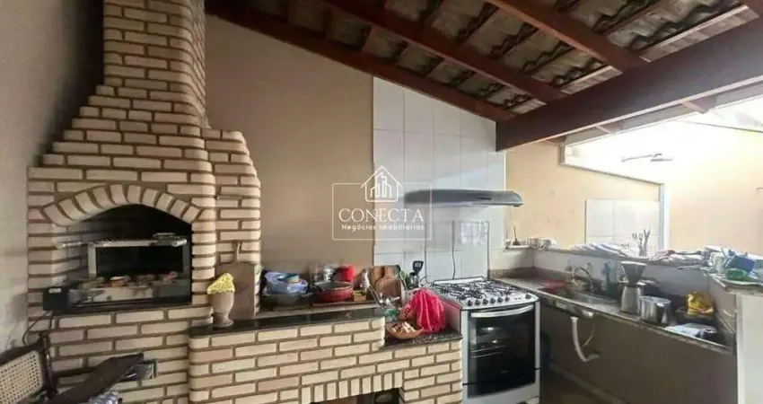 Casa no bairro cidade jardim, 190 m² de construção, 3 quartos sendo 01 suíte, 02 vagas de garagem, área gourmet