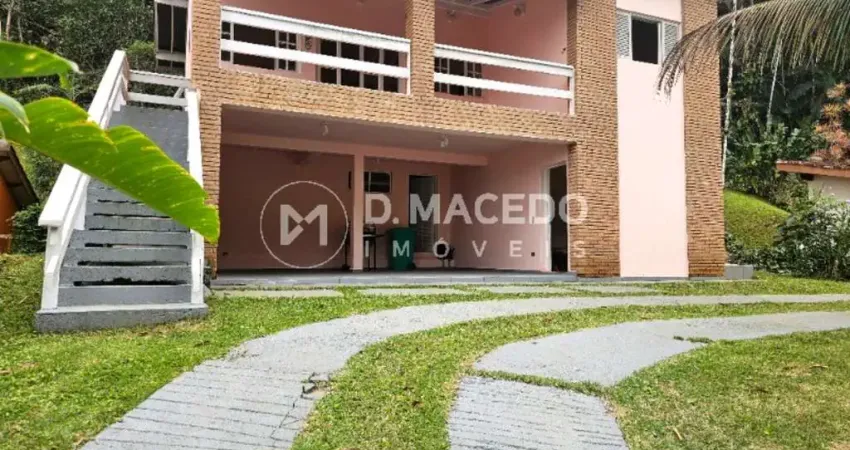 Casa para alugar em recanto da agoinha de 720.00m² com 3 quartos, 2 suites e 4 garagens