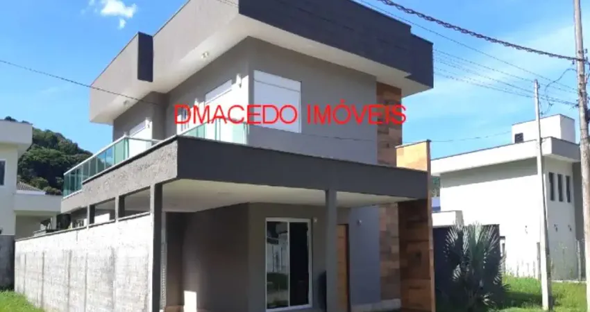 Casa para venda em Praia Da Lagoinha de 375.00m² com 4 Quartos, 4 Suites e 4 Garagens
