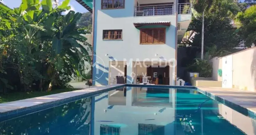Casa para alugar em Recanto Da Lagoinha de 600.00m² com 4 Quartos, 4 Suites e 3 Garagens