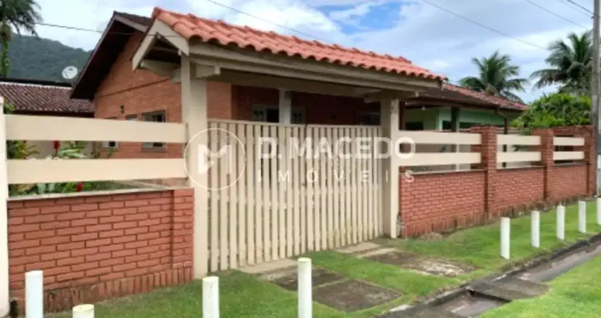 Casa para venda em Condominio Lagoinha de 381.00m² com 2 Quartos, 1 Suite e 6 Garagens