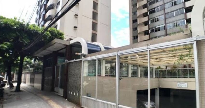 Apartamento com 4 quartos para alugar na Rua dos Mundurucus, Batista Campos, Belém