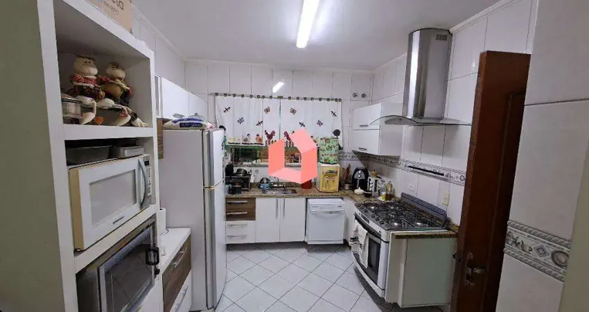 Demarchi -sbc-sp>lindo sobrado c/3 suites amplas (suite master c/closet),04vg,area gourmet, solariun, excelente localização cercada de comercios/serv.