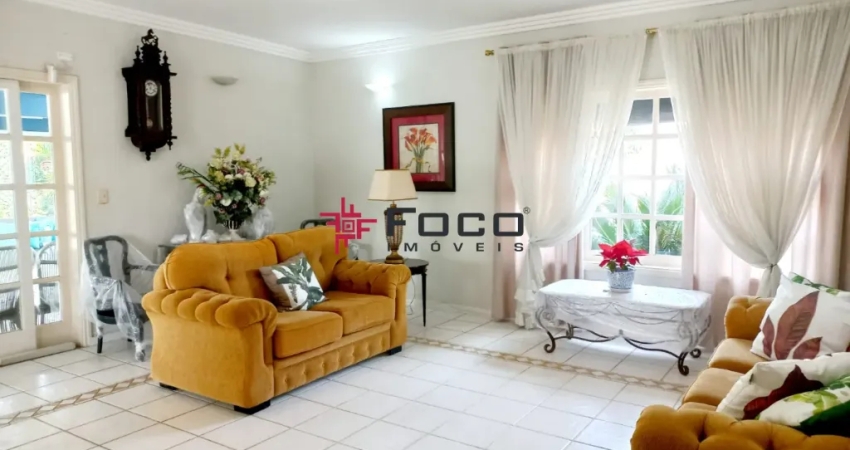 LT Casa / Altos da Serra I / Urbanova / 03 Quartos / 320m² / São José dos Campos