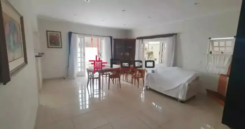 Casa 4 quartos 2 suítes à venda no Jardim das Colinas | Foco Imóveis |