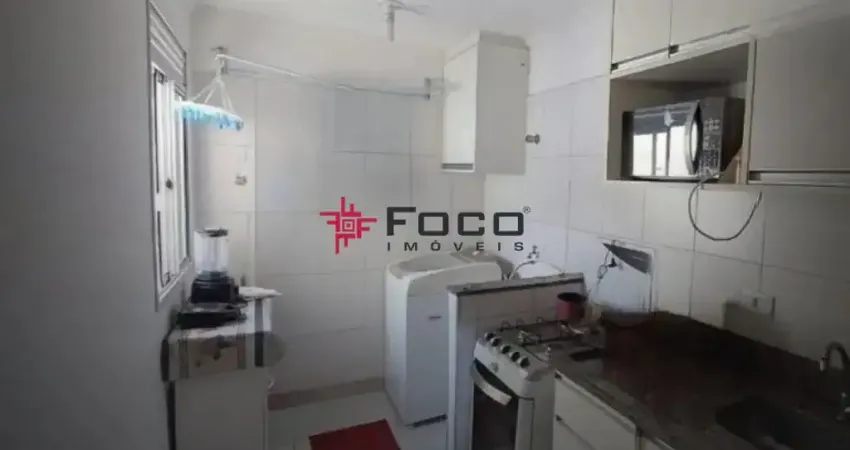 Apartamento / Edificio Aquarela / Jardim Oriente / 02 Dormitórios / 01 vaga / 52m² - São José dos Campos - SP.