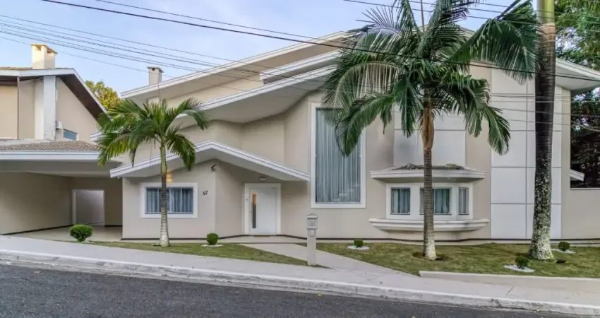 Casa com 5 dormitórios para Venda no Altos da Serra 2