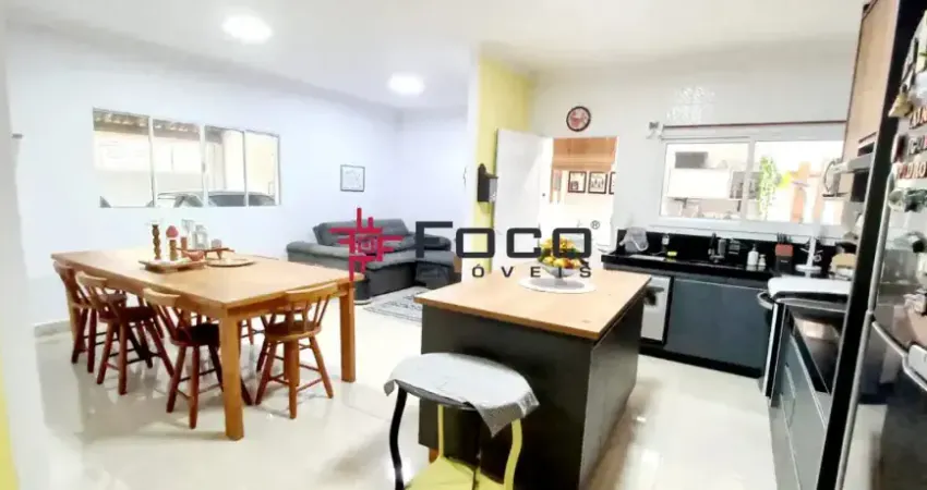 LT Casa assobradada / Portal dos Pássaros / 03 Dormitórios / 160m² / São José dos Campos