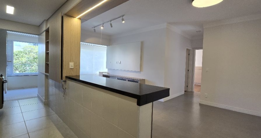 Apartamento de 2 dormitórios para Locação na Vila Adyana