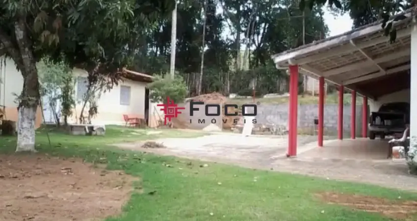 Chácara - Chácara Recanto Itamarati II -  03 dormitórios - 5.000m² - Caçapava/SP