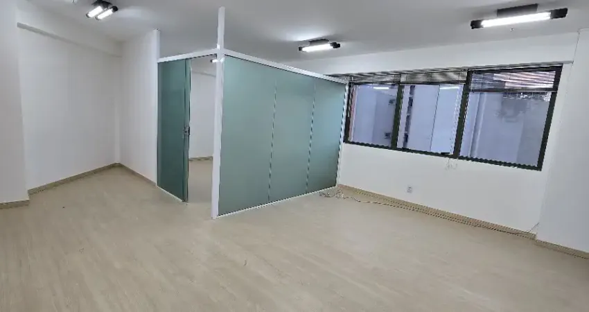 Sala comercial com 1 sala para alugar na Avenida Doutor João Guilhermino, 1, Centro, São José dos Campos