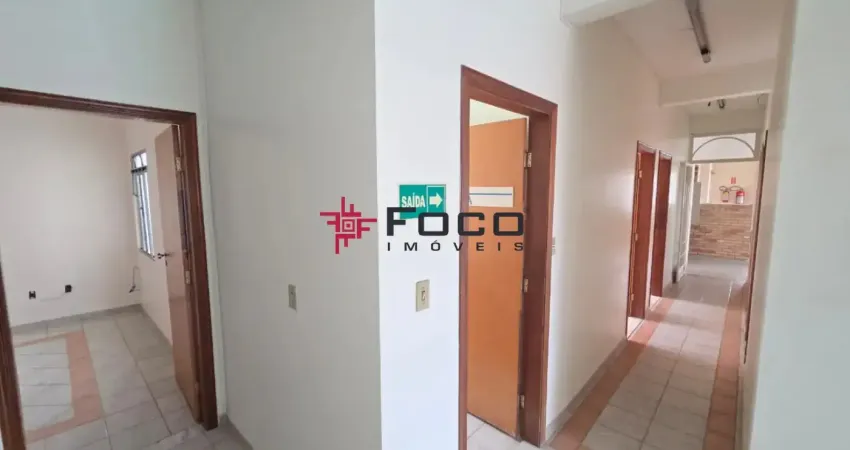 Excelente prédio comercial à venda no jardim satélite próximo a shopping vale sul com 15 salas - 346m² - são josé dos campos