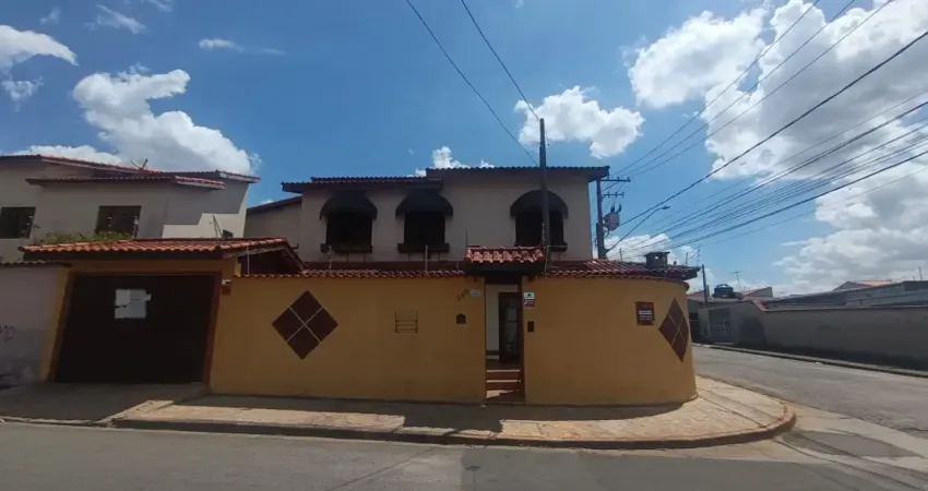 Casa com 2 quartos à venda na Rua Ísis de Oliveira, 340, Vila Jundiaí, Mogi das Cruzes