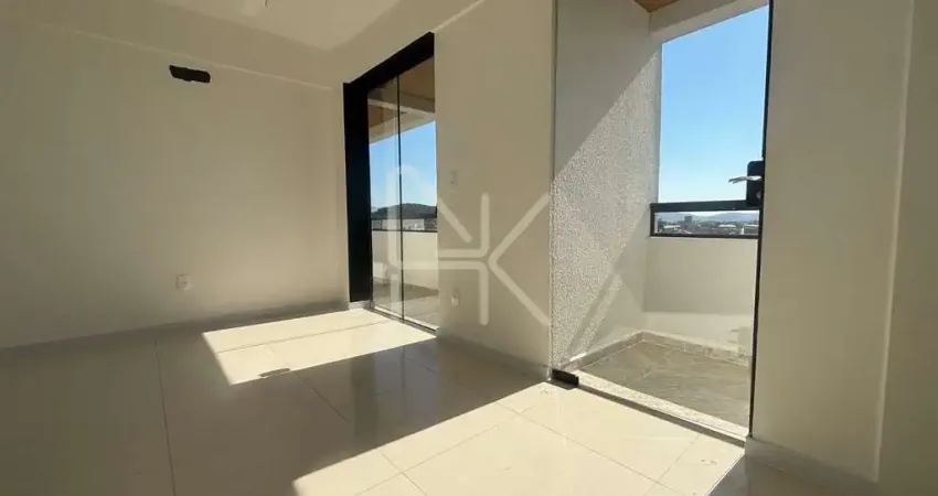 Apartamento à Venda no Bairro Fátima | 2 Dormitórios | Sacada com Churrasqueira | Localização Estratégica