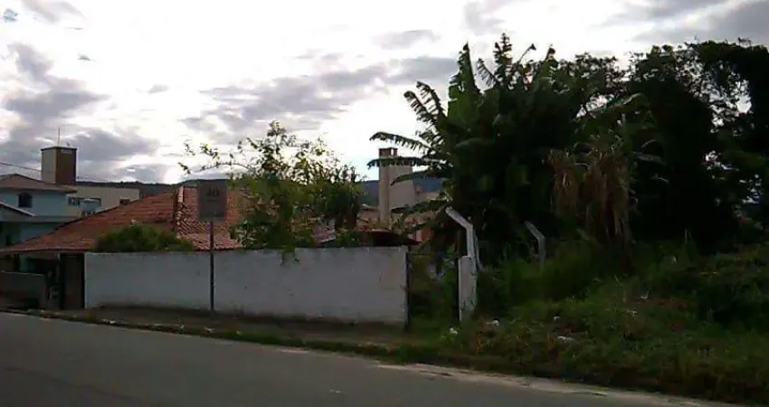Terreno à venda na Rua Vergilino Domingos da Silva, Serraria, São José