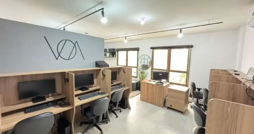 Sala comercial para alugar na Rua Santo Antônio, 309, Barreiros, São José