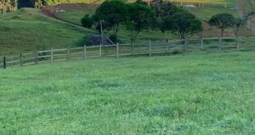 Terreno à venda no Centro, São Pedro de Alcântara