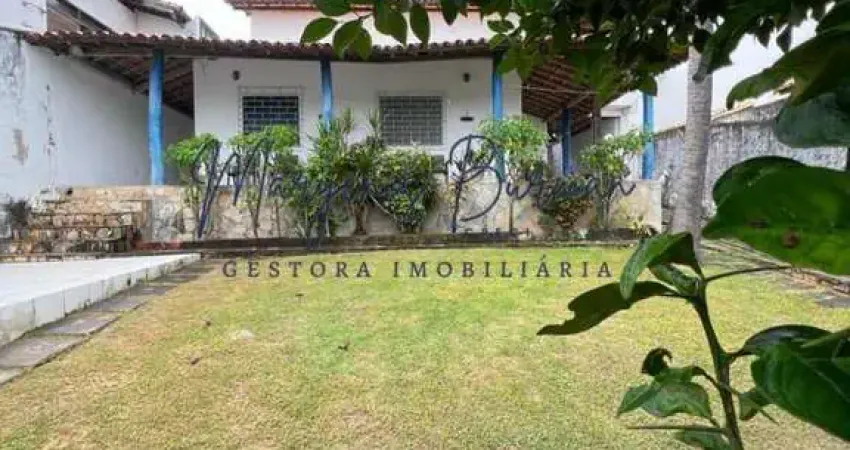 Casa para Venda em Lauro de Freitas, Vilas Do Atlântico, 4 dormitórios, 2 suítes, 4 banheiros, 3 vagas