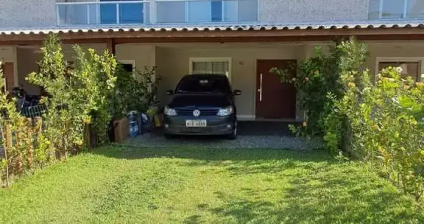 Casa em Condomínio para Locação em Lauro de Freitas, Buraquinho, 3 dormitórios, 1 suíte, 3 banheiros, 1 vaga