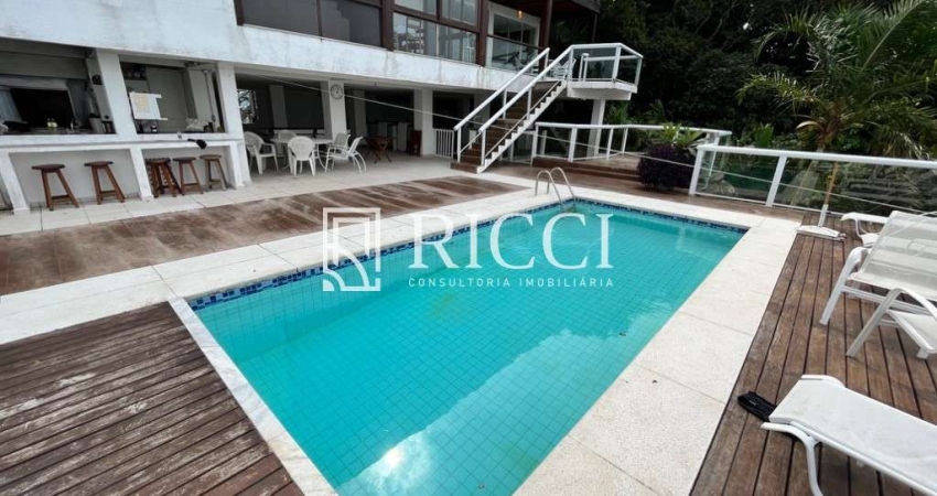 LINDA MANSÃO 5 SUÍTES COM VISTA ESPETACULAR PARA O OCEANO EM CONDOMÍNIO FECHADO NO GUARUJÁ !!!