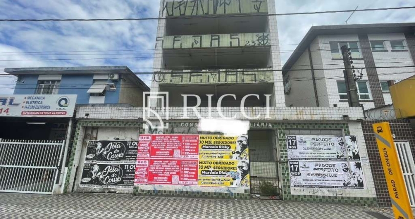 Prédio à venda na Vila Cascatinha, São Vicente 