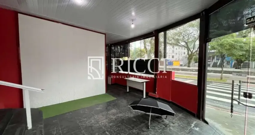 Venda de Casa Comercial em Santos - Oportunidade Única, no canal 01