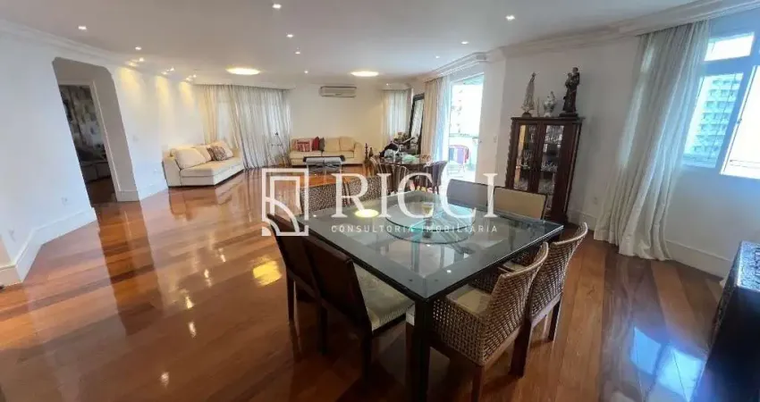 Apartamento 1 por andar com 4 quartos no Embaré Santos