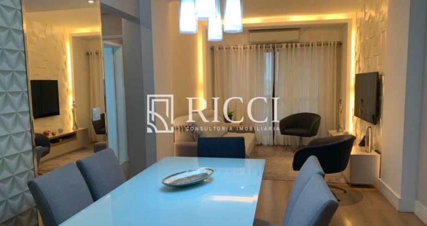 Apartamento À Venda em Santos. 2 Quartos, 1 Sala, 1 Banheiro, 1 Vaga, 110m²