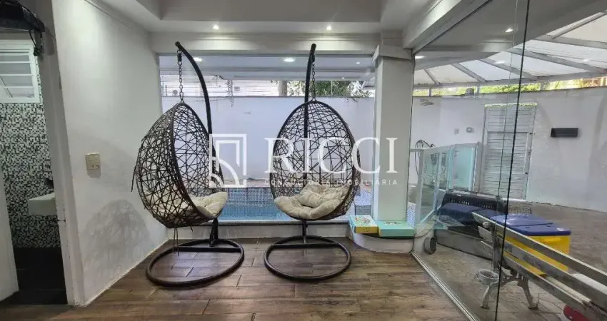 Casa com 3 quartos à venda no Embaré, Santos 