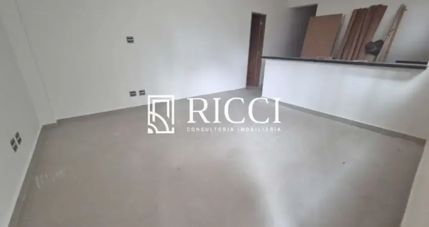 Casa com 2 quartos espaçosos, sendo 1 suíte, no marapé em santos