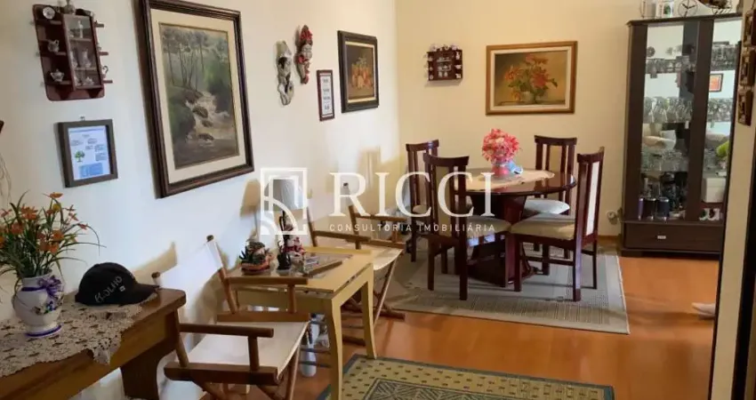 Apartamento a venda em santos. 2 quartos, 1 sala, 2 banheiros + dependência.