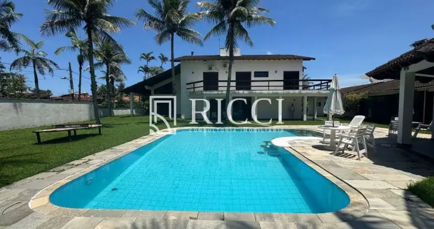 Casa de luxo em condomínio à venda no jardim acapulco, guarujá-sp: 6 quartos, 6 suítes, 6 salas, 9 banheiros, 4 vagas e 555,60 m² de área.