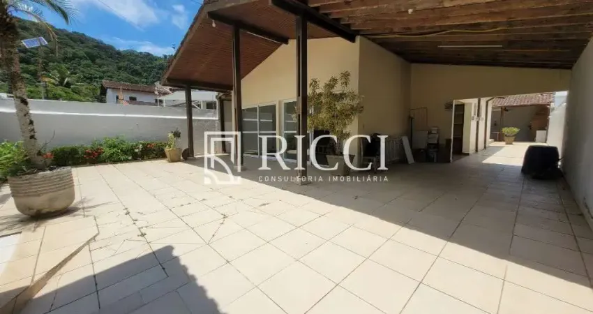 Casa com 3 quartos à venda no Jardim Guaiuba, Guarujá 