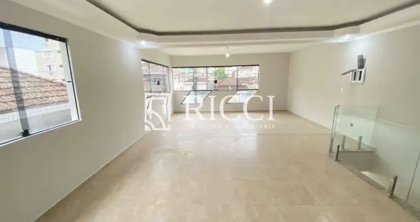 Casa para venda na cidade de santos-sp, bairro marapé: 6 quartos, 4 suítes, 2 salas, 6 banheiros, 5 vagas de garagem, 600m² de área.