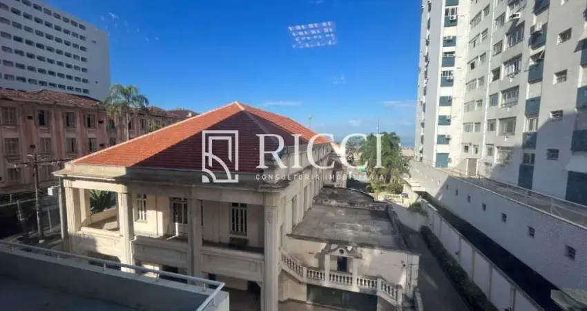 Prédio à venda no Gonzaga, Santos 