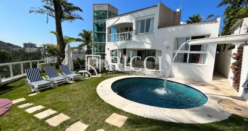 Casa em condomínio fechado com 5 quartos à venda na Enseada, Guarujá 