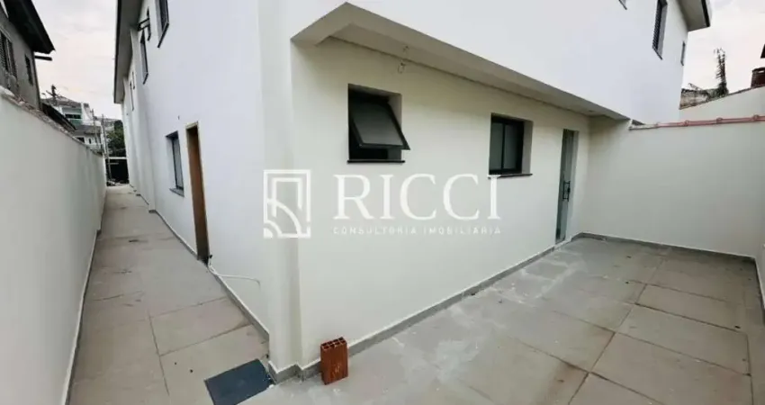 Casa à venda em santos-sp, bairro estuário  03 quartos, 01 suíte, 1 sala, 02 vagas - r$800k  ricci consultoria.