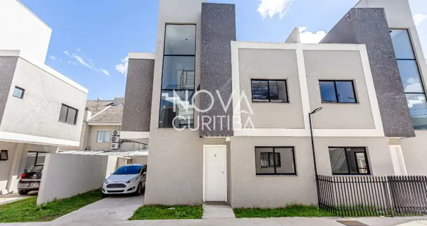 Sobrado com 3 dormitórios à venda, 105 m² por R$ 639.000 - Uberaba - Curitiba/PR