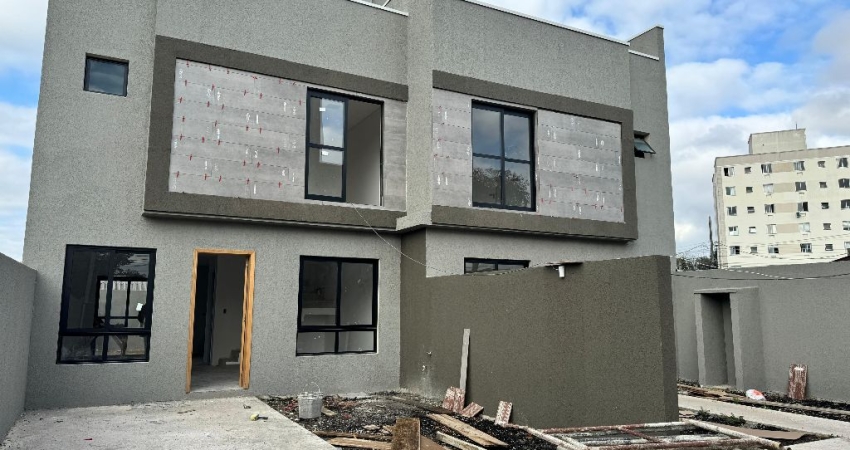Sobrado com 3 dormitórios à venda, 100 m² por R$ 629.000 - Lindóia - Curitiba/PR